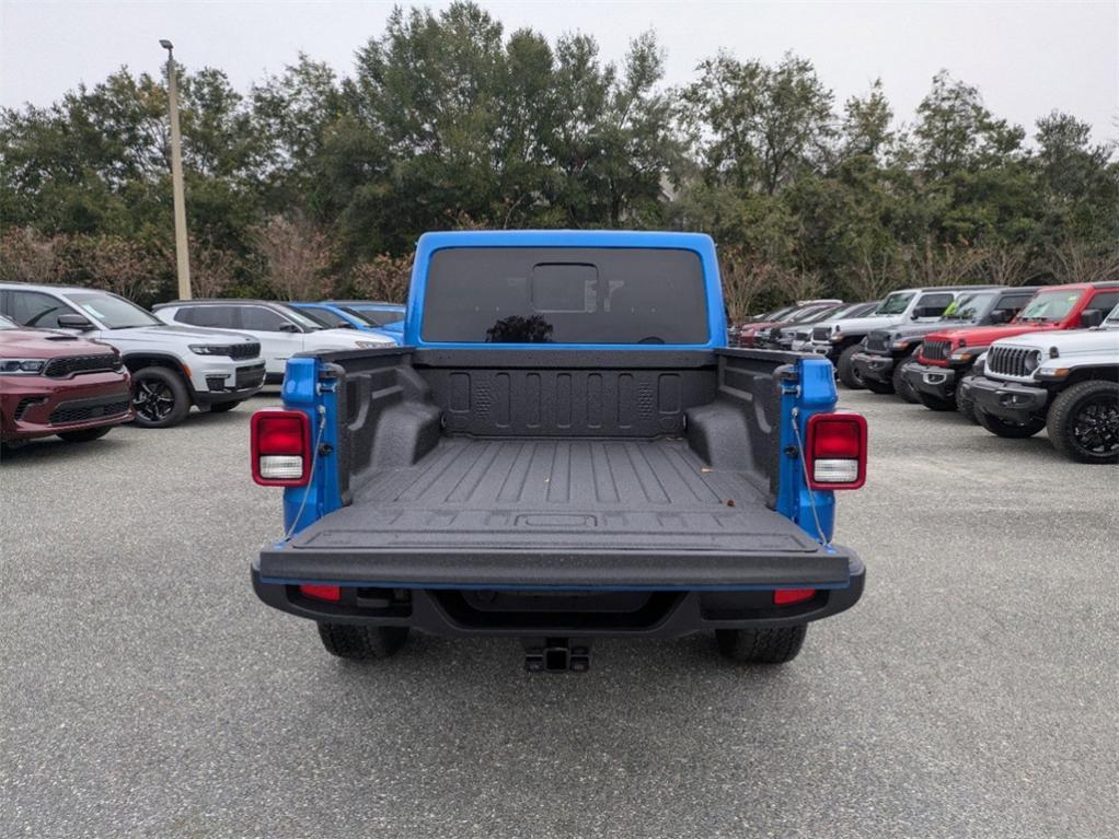 new 2025 Jeep Gladiator car, priced at $41,732