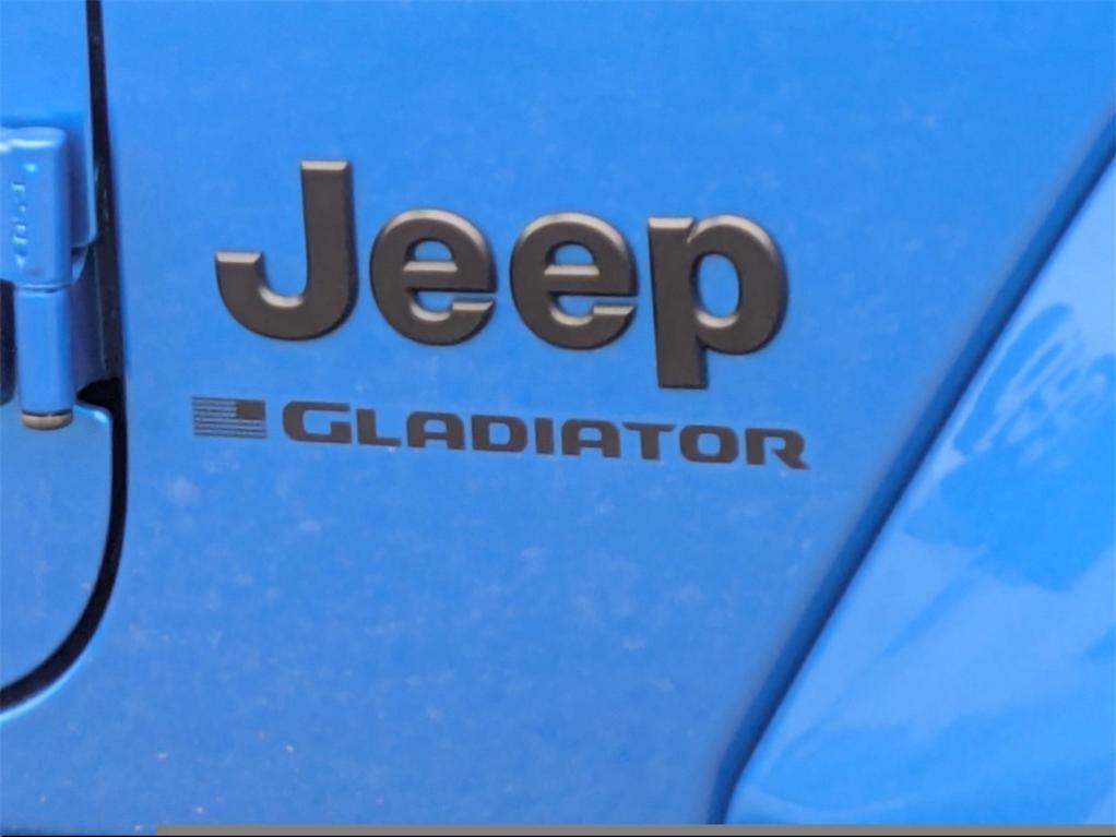 new 2025 Jeep Gladiator car, priced at $41,732