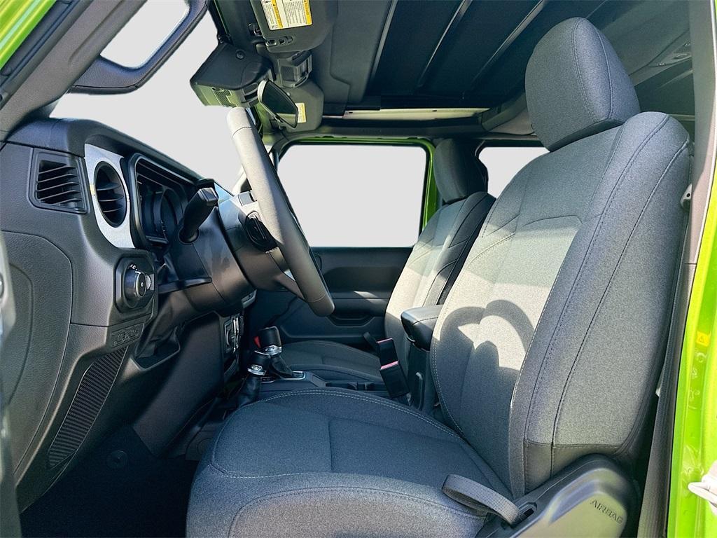 new 2025 Jeep Wrangler car, priced at $46,602