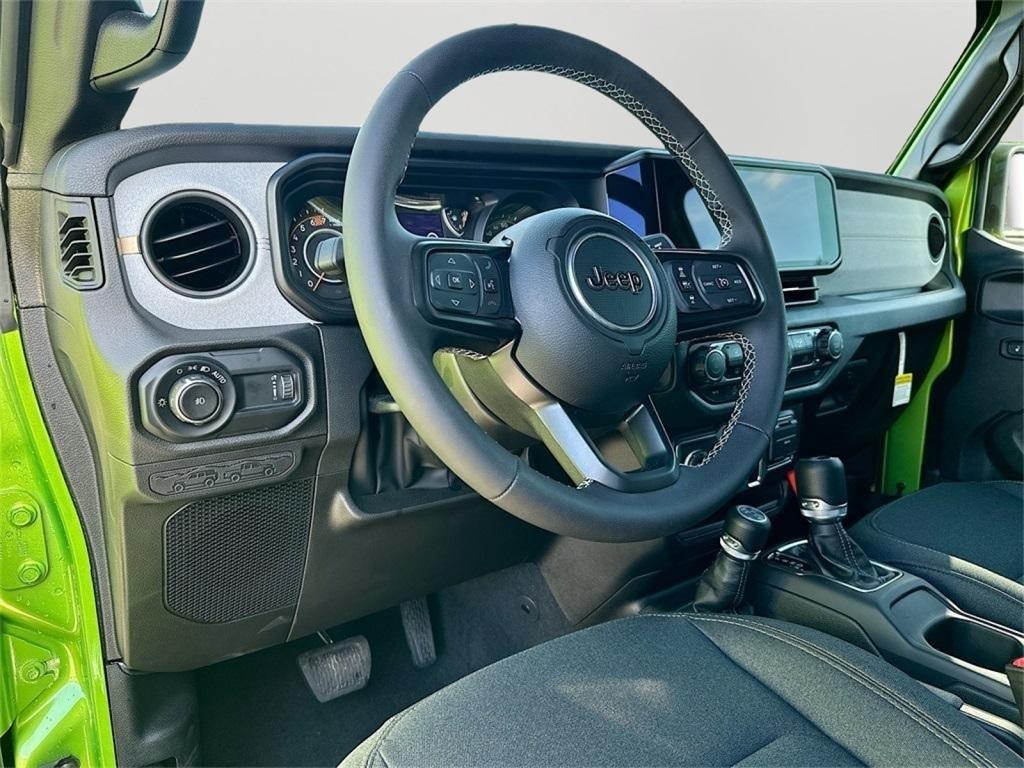 new 2025 Jeep Wrangler car, priced at $51,884