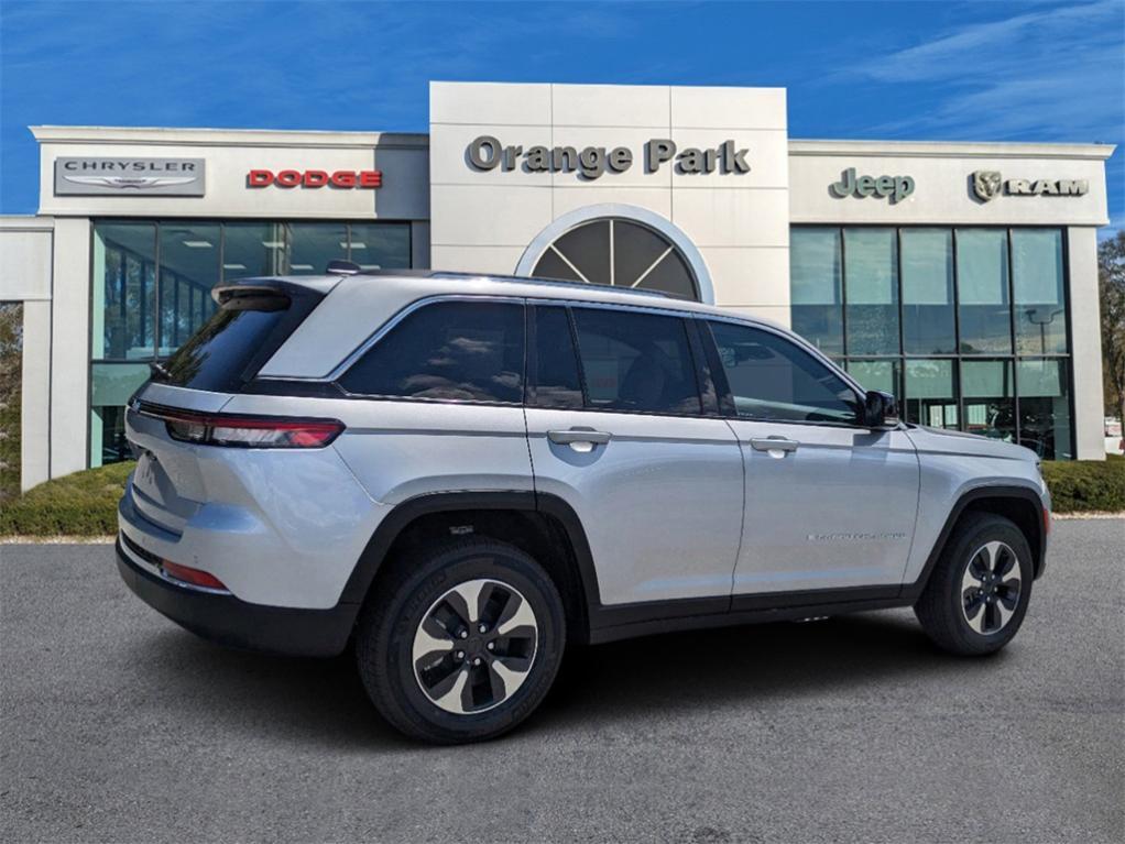 new 2024 Jeep Grand Cherokee 4xe car, priced at $47,377