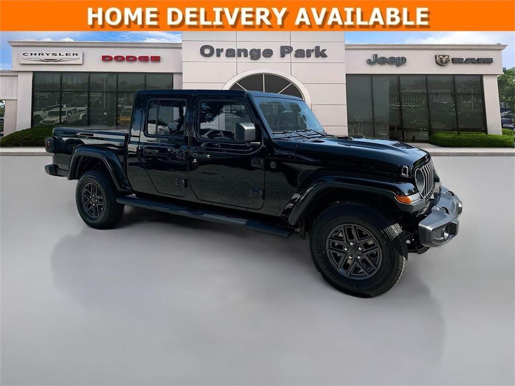 new 2025 Jeep Gladiator car, priced at $47,830