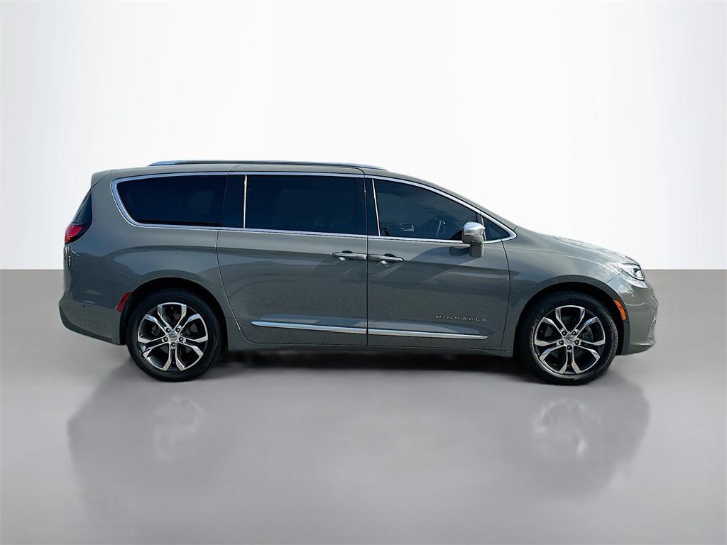 used 2022 Chrysler Pacifica car, priced at $36,352