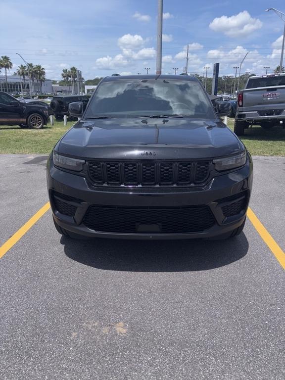 used 2023 Jeep Grand Cherokee car, priced at $32,612