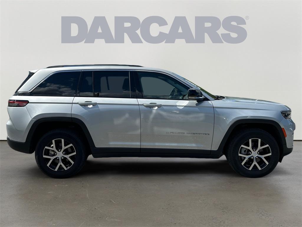 used 2023 Jeep Grand Cherokee car, priced at $35,900