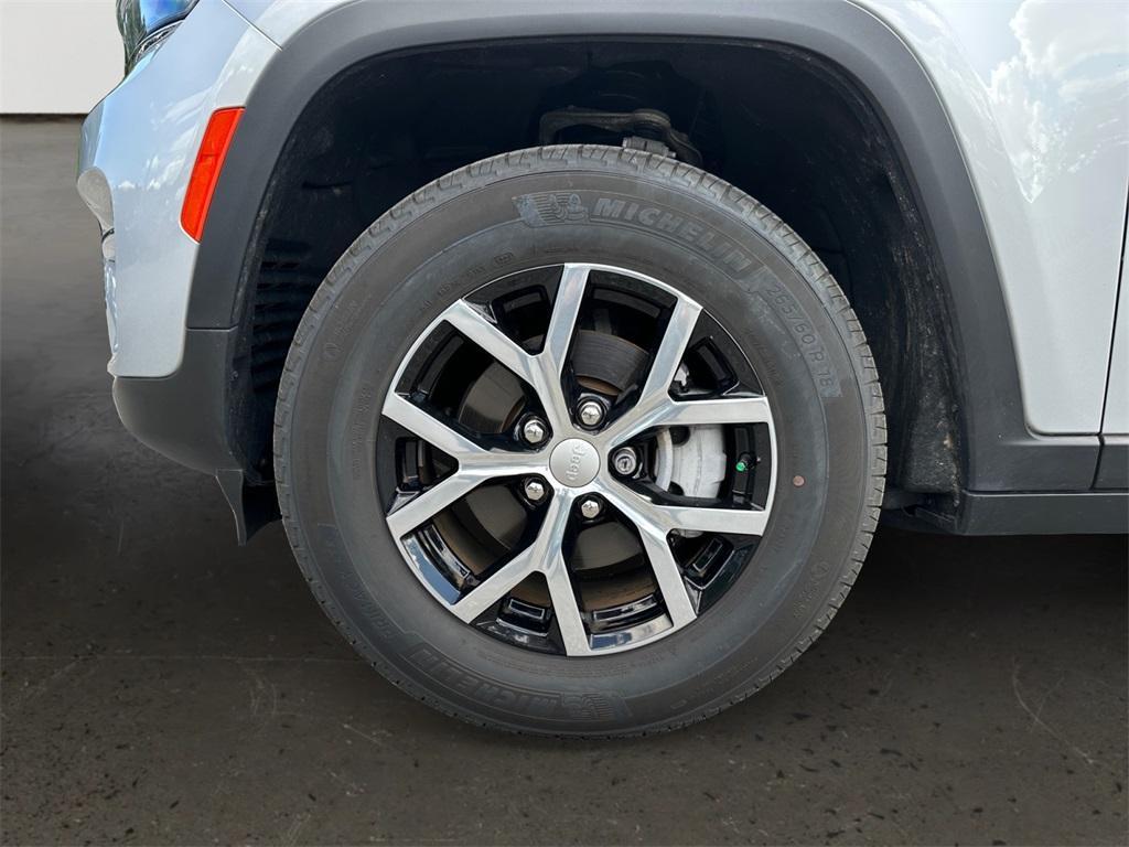 used 2023 Jeep Grand Cherokee car, priced at $35,900