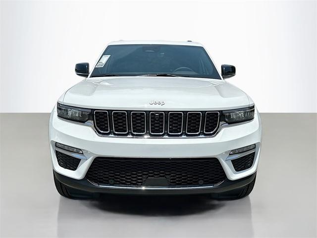 new 2025 Jeep Grand Cherokee car, priced at $47,603