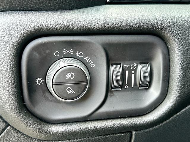 new 2025 Ram 1500 car, priced at $68,089