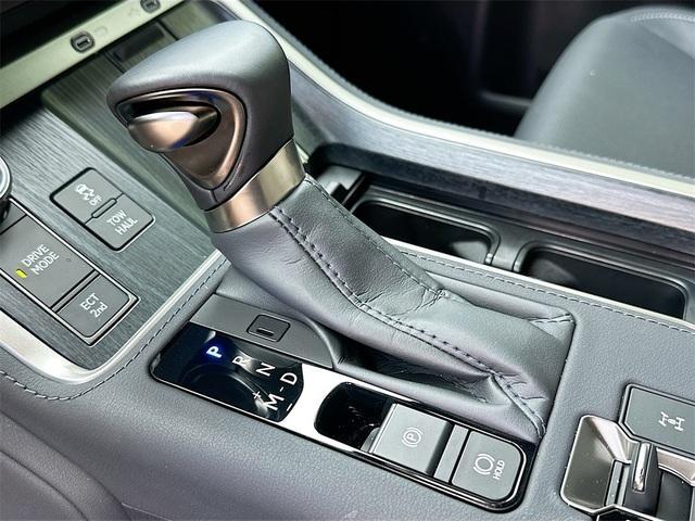 used 2025 Lexus GX 550 car, priced at $94,000