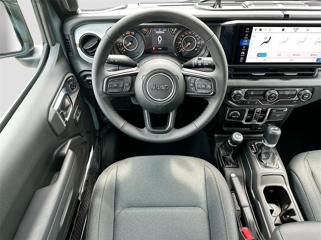 new 2025 Jeep Wrangler car, priced at $45,461