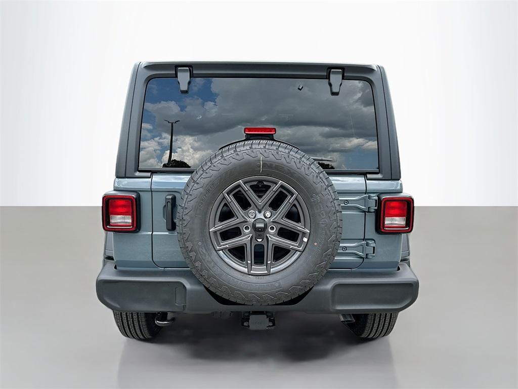new 2025 Jeep Wrangler car, priced at $45,461