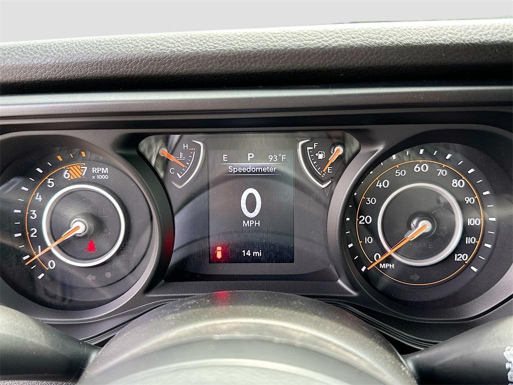 new 2025 Jeep Wrangler car, priced at $45,461