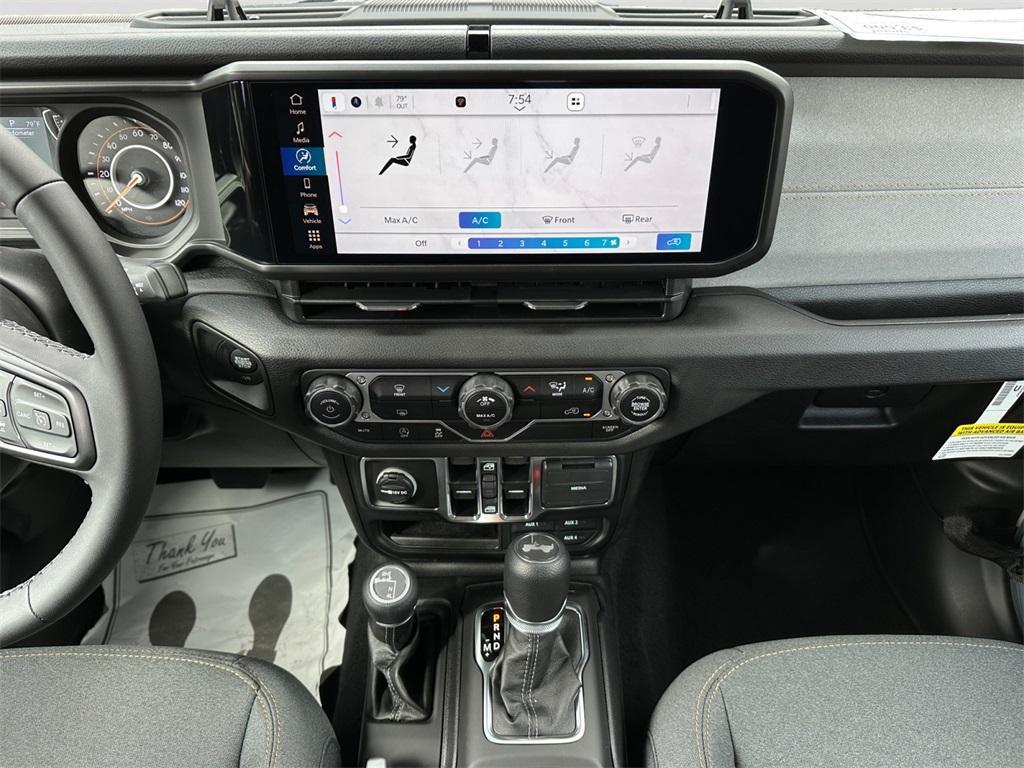 new 2025 Jeep Wrangler car, priced at $42,780