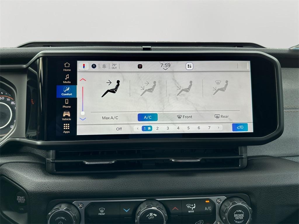 new 2025 Jeep Wrangler car, priced at $48,347