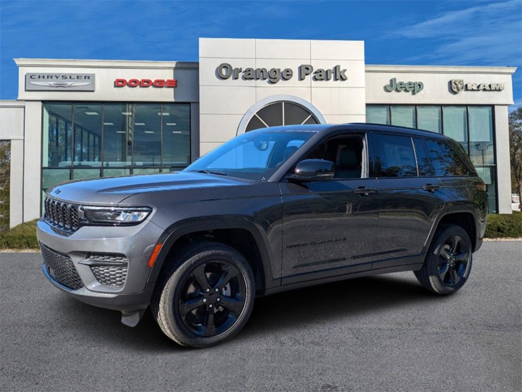 new 2025 Jeep Grand Cherokee car, priced at $39,659