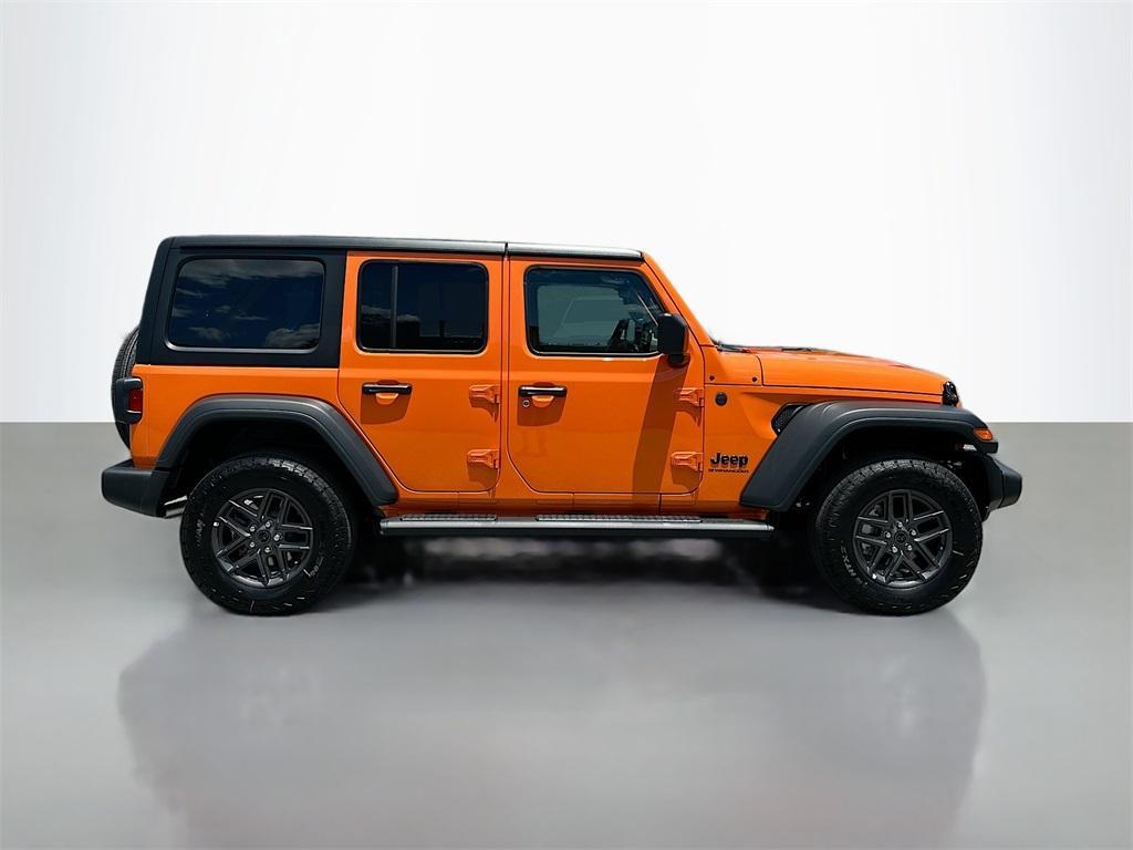 new 2025 Jeep Wrangler car, priced at $46,485