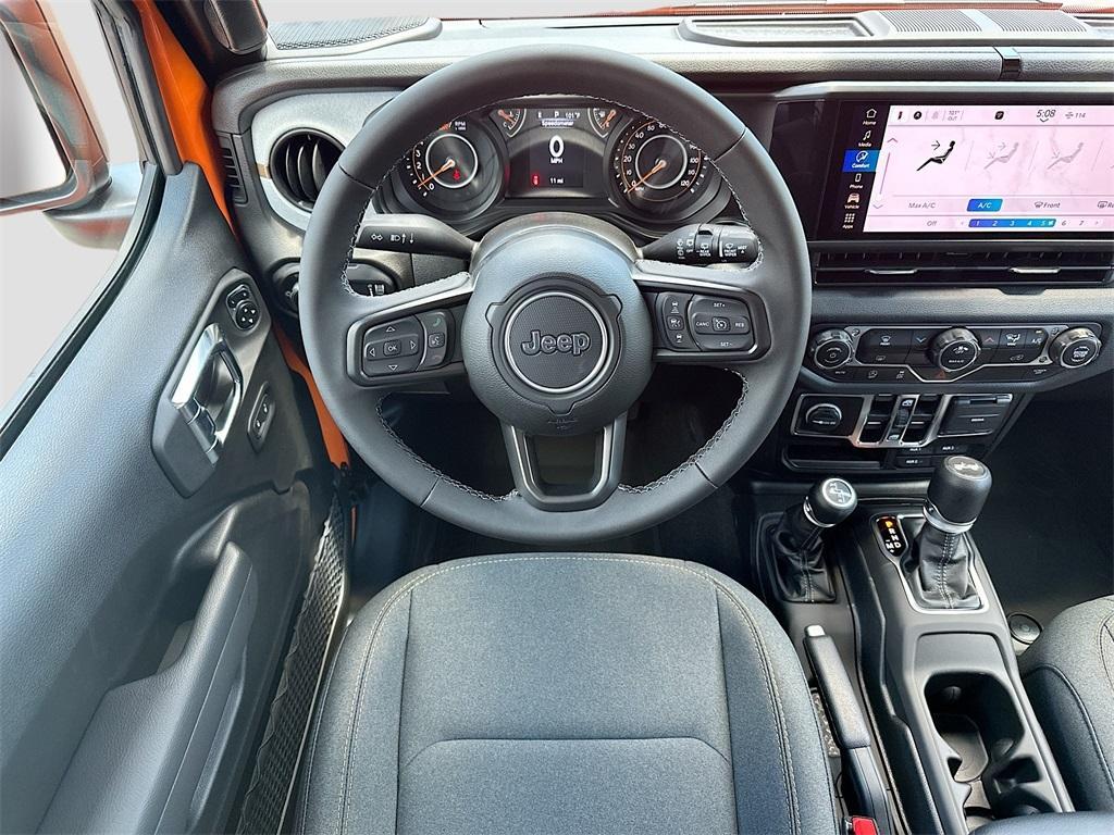 new 2025 Jeep Wrangler car, priced at $46,485