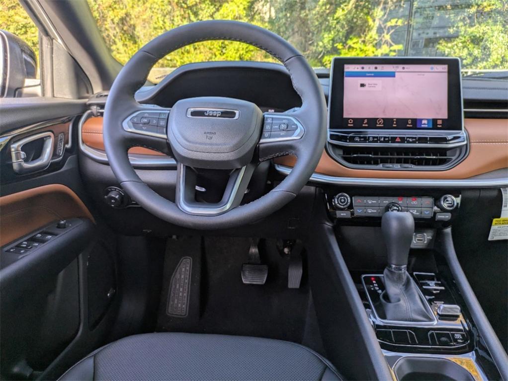 new 2025 Jeep Compass car, priced at $36,256