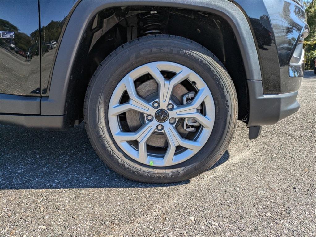 new 2025 Jeep Compass car, priced at $32,053