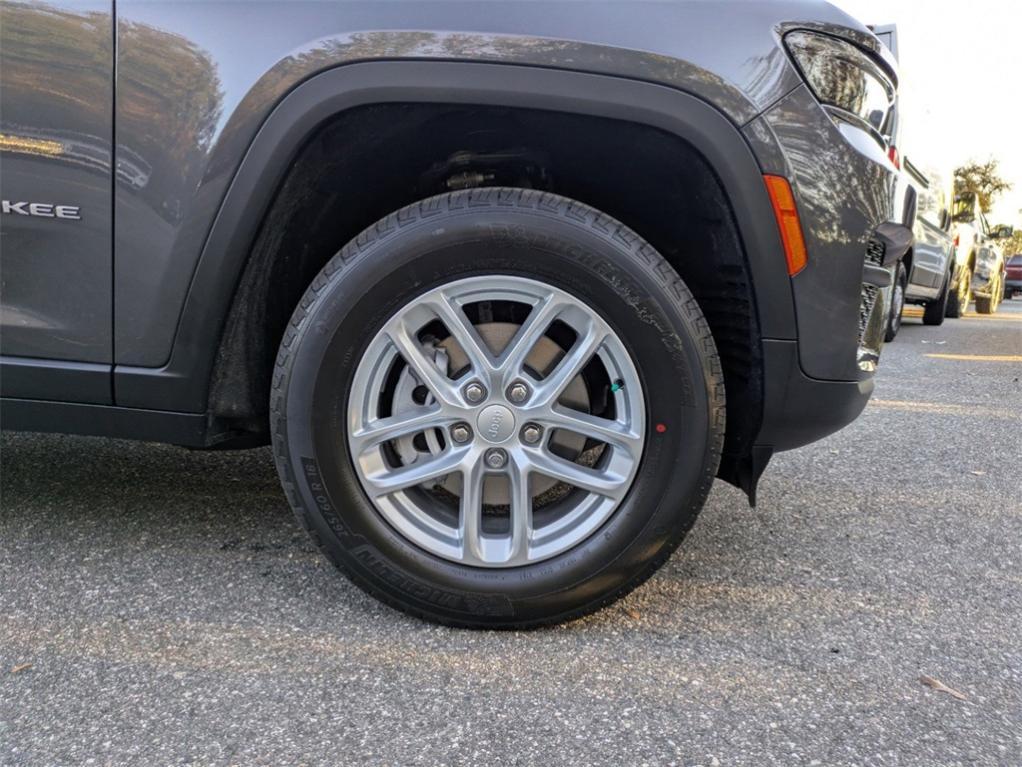 new 2025 Jeep Grand Cherokee car, priced at $39,362