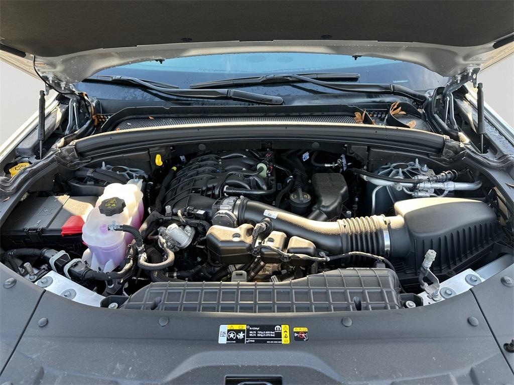 new 2025 Jeep Grand Cherokee car, priced at $39,114