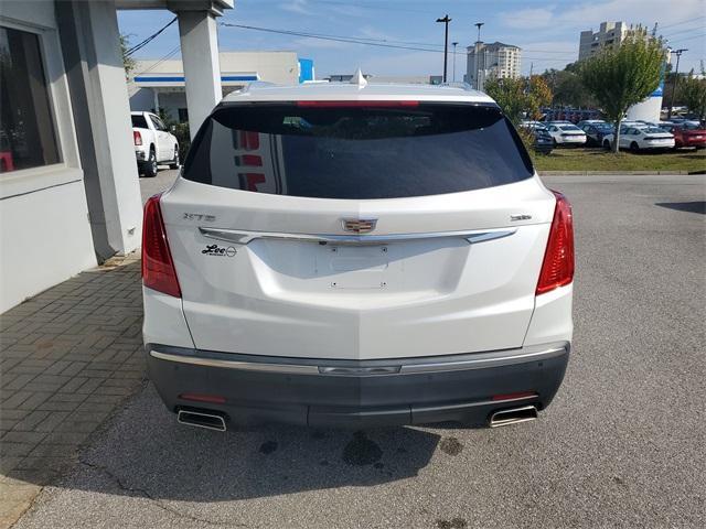 used 2017 Cadillac XT5 car, priced at $12,200