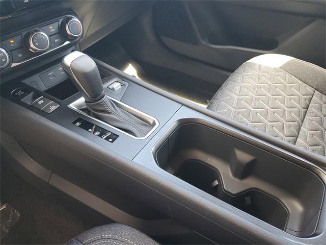 new 2025 Nissan Kicks car, priced at $25,070