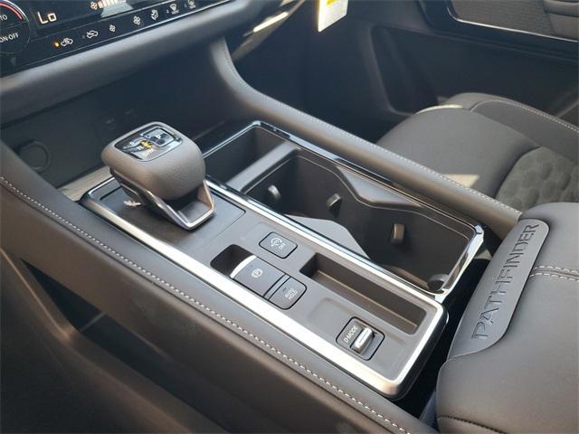 new 2025 Nissan Pathfinder car, priced at $39,400
