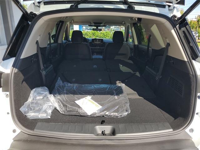 new 2025 Nissan Pathfinder car, priced at $39,400