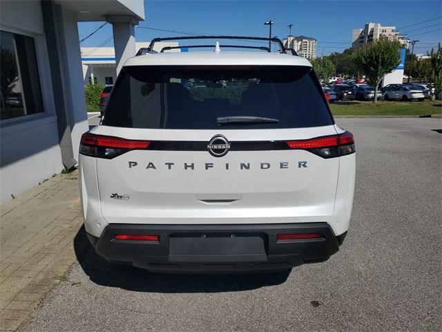new 2025 Nissan Pathfinder car, priced at $39,400