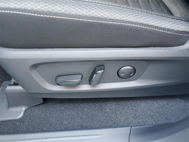 new 2025 Nissan Pathfinder car, priced at $39,400