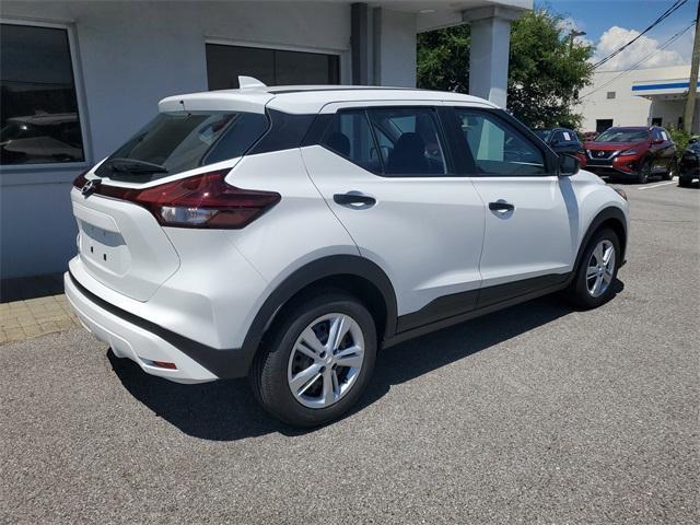 new 2025 Nissan Kicks Play car, priced at $23,275