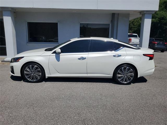 used 2023 Nissan Altima car, priced at $22,200