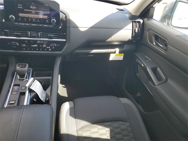 new 2025 Nissan Pathfinder car, priced at $43,890