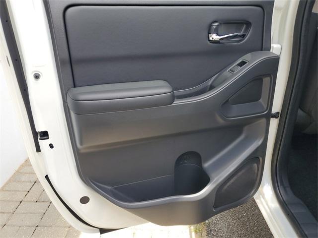 new 2025 Nissan Frontier car, priced at $39,925