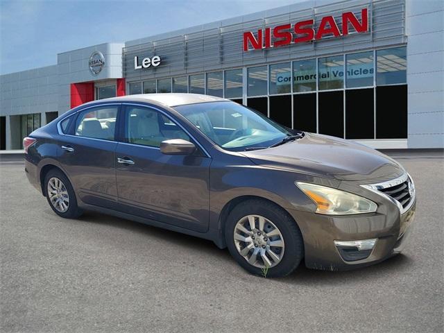 used 2015 Nissan Altima car, priced at $9,995