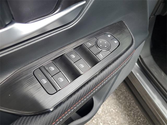 new 2025 Nissan Kicks car, priced at $27,950
