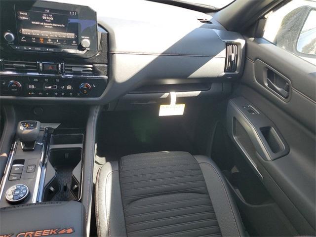 new 2025 Nissan Pathfinder car, priced at $45,995