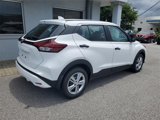 new 2025 Nissan Kicks Play car, priced at $23,850