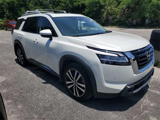 used 2024 Nissan Pathfinder car, priced at $42,995