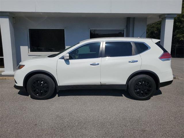 used 2015 Nissan Rogue car, priced at $10,500