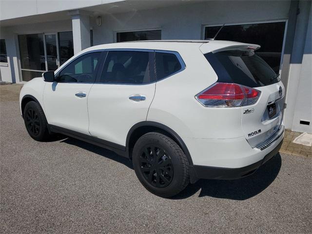 used 2015 Nissan Rogue car, priced at $10,500