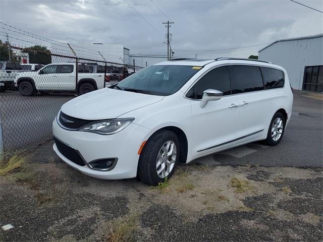 used 2020 Chrysler Pacifica car, priced at $18,500