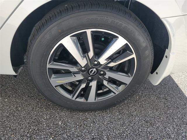 new 2025 Nissan Versa car, priced at $22,800