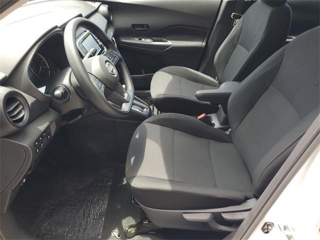 new 2025 Nissan Kicks Play car, priced at $23,960