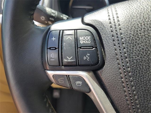 used 2016 Toyota Highlander car, priced at $18,900