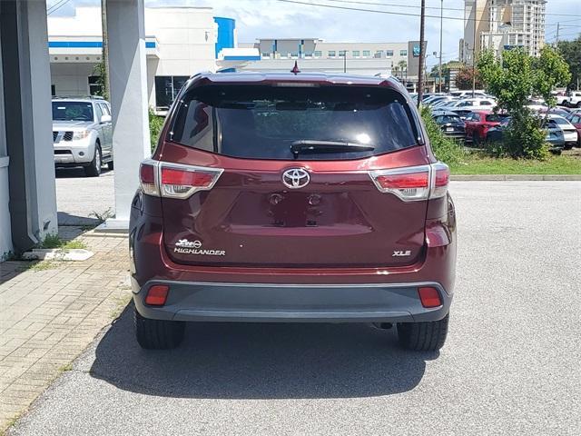 used 2016 Toyota Highlander car, priced at $18,900