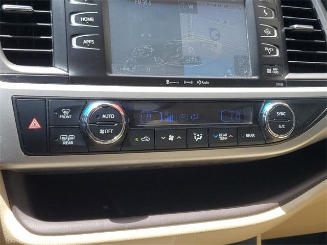 used 2016 Toyota Highlander car, priced at $18,900