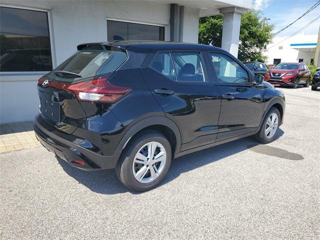 new 2025 Nissan Kicks Play car, priced at $23,275