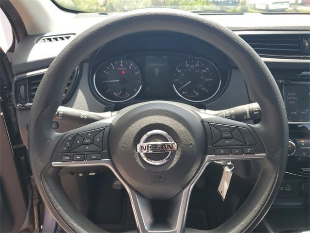 used 2022 Nissan Rogue Sport car, priced at $18,000